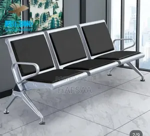 Airport Three Sitter Lezer