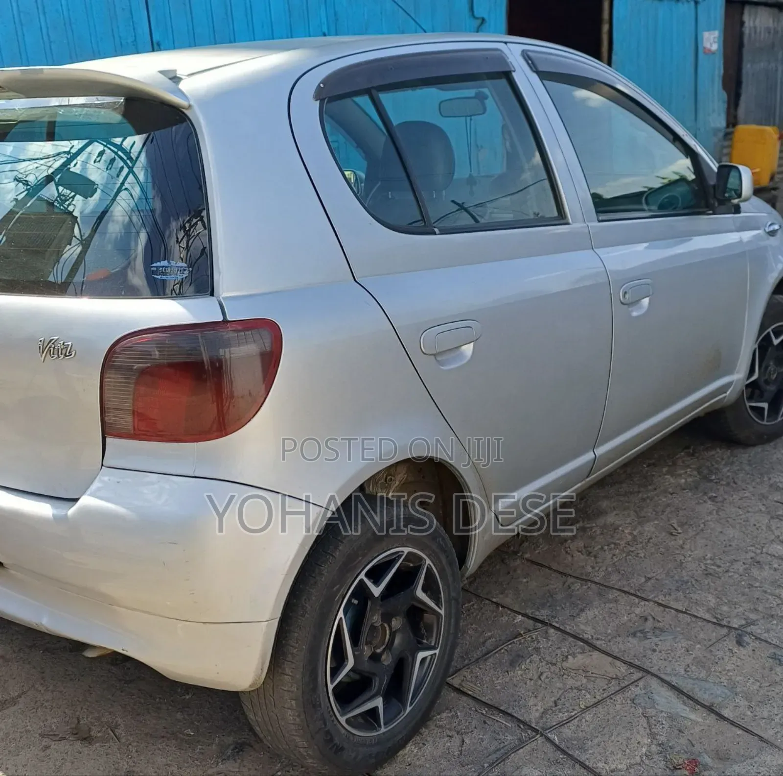 Toyota Vitz 2001 Teal