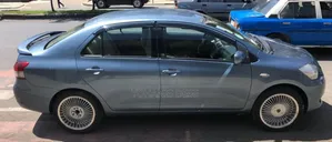 Toyota Yaris 2007 Pearl