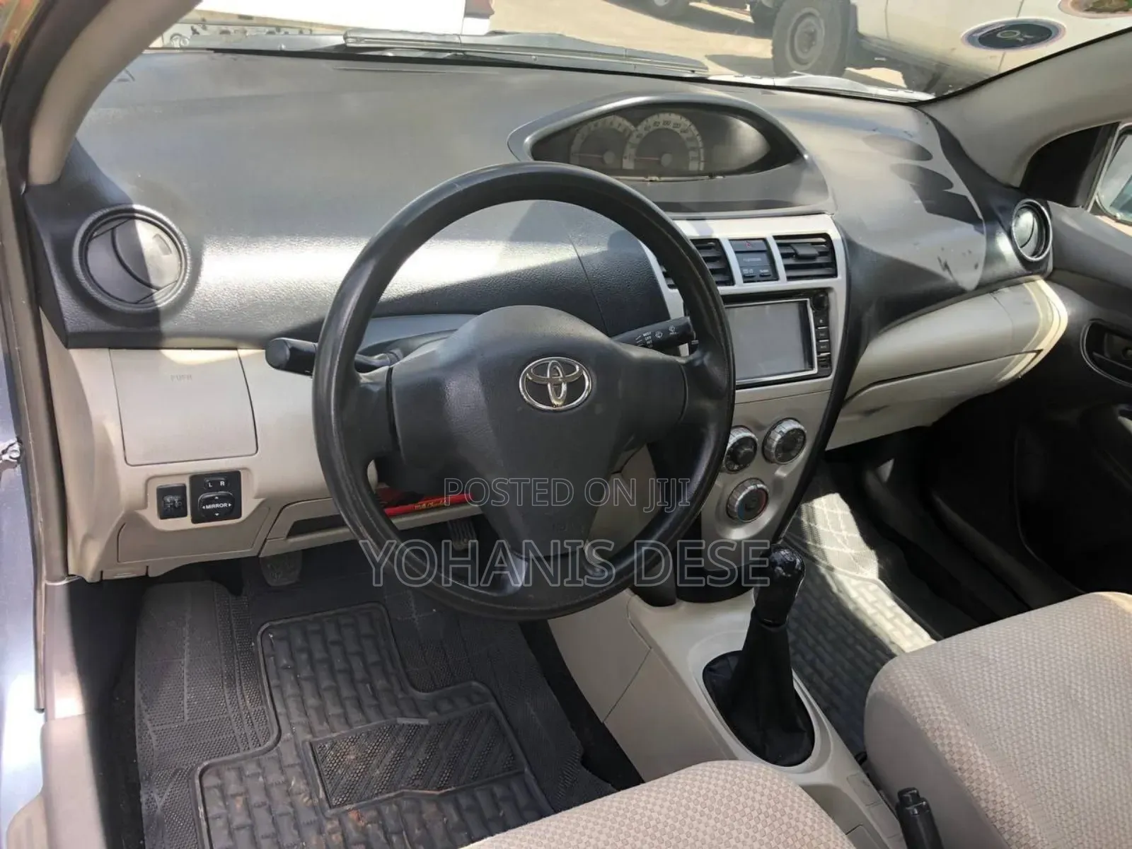 Toyota Yaris 2007 Pearl