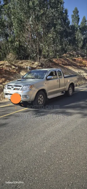 Toyota Hilux 2007 Teal
