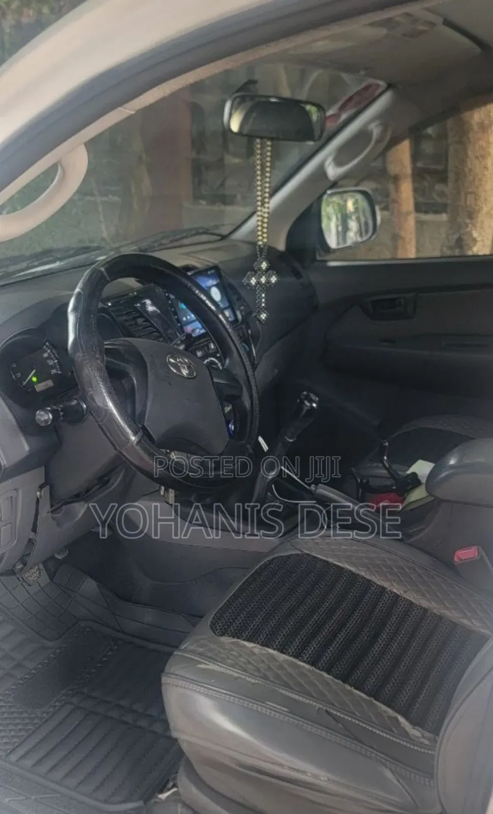 Toyota Hilux 2015 Beige