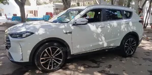 Jetour X70 Plus 2023 Off white