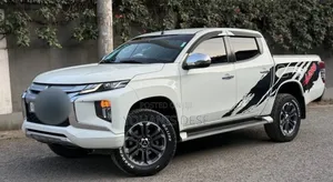 Mitsubishi L200 2022 Off white