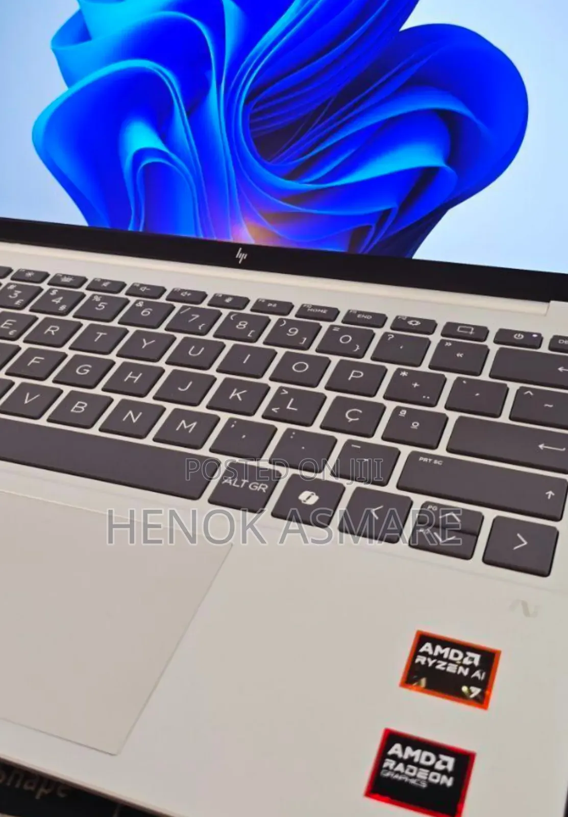 New Laptop HP OmniBook 7 14" 32GB AMD Ryzen 7 SSD 1T