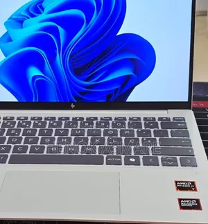 New Laptop HP OmniBook 7 14" 32GB AMD Ryzen 7 SSD 1T