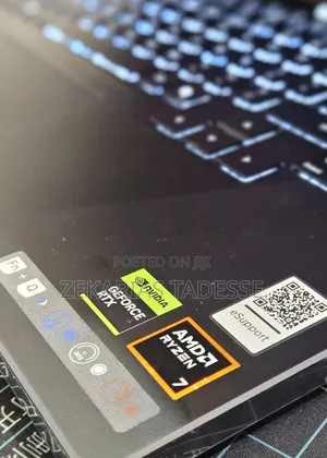 New Laptop Lenovo Legion 5 8GB AMD Ryzen 7 SSD 512GB