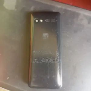 Safaricom Neon Ray 8 GB Black