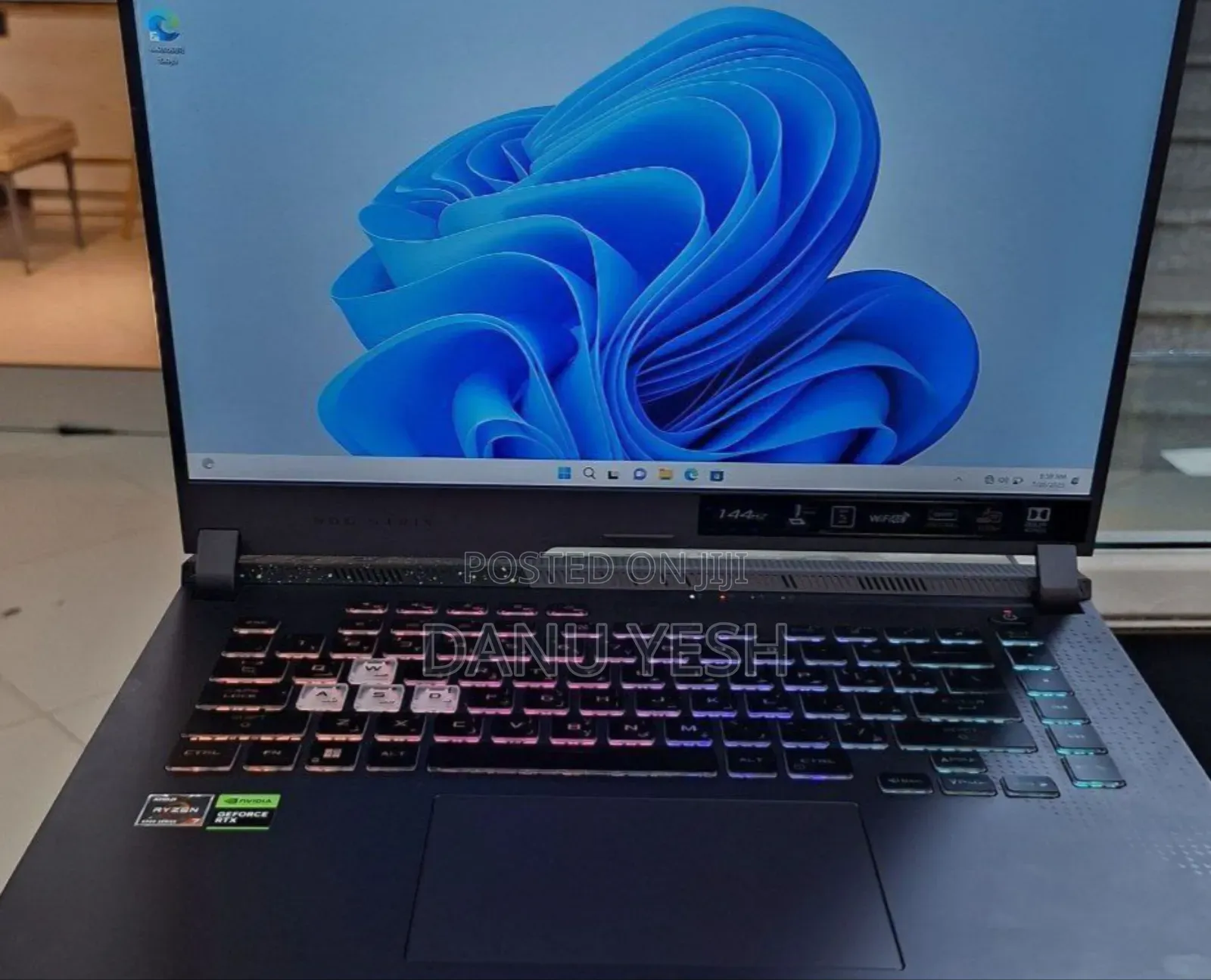 New Laptop Asus ROG Strix G16 G614 16GB AMD Ryzen 7 SSD 1T