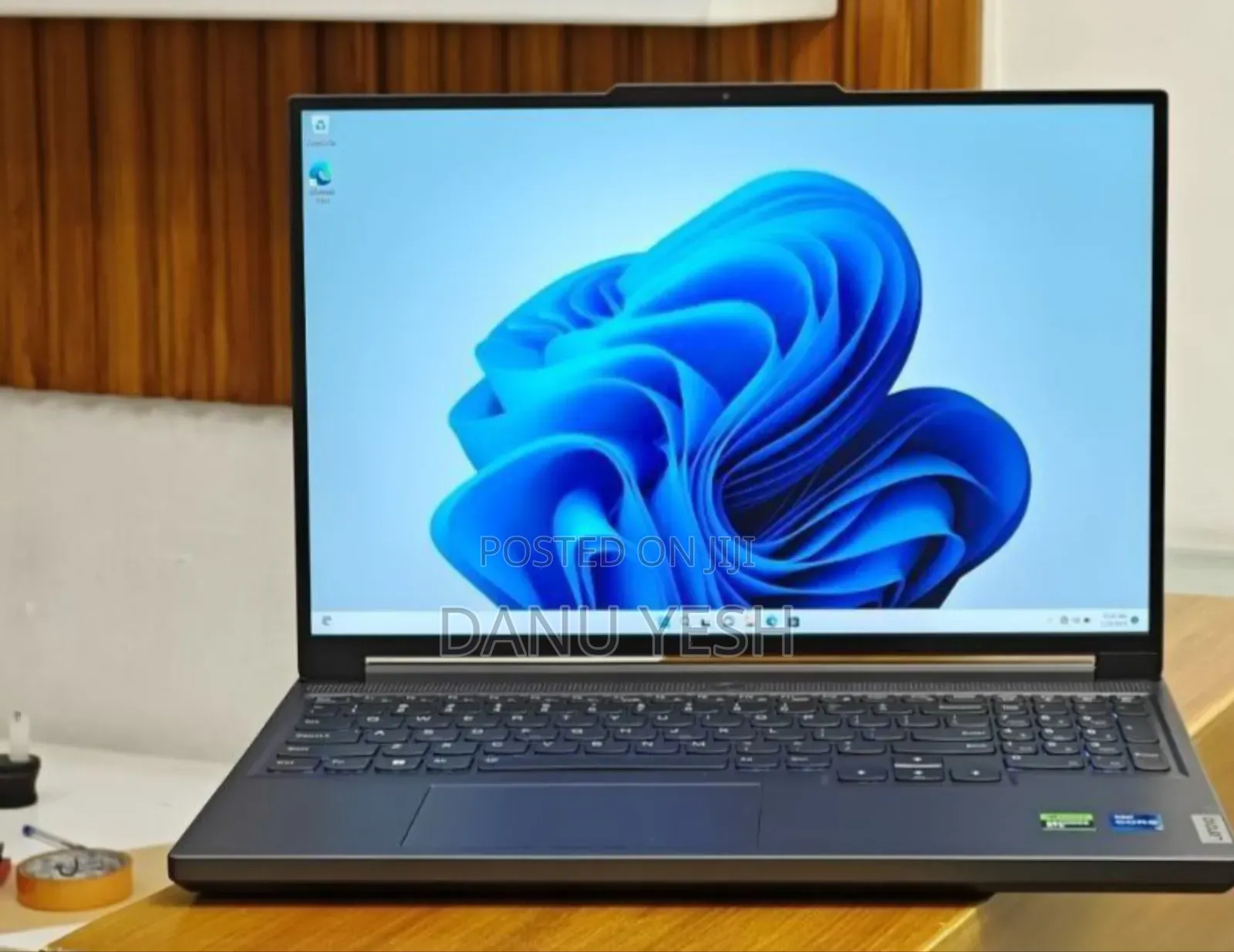 New Lenovo Legion Y7000P IRX9 Gaming Laptop 16GB Intel Core I7 SSD 1T