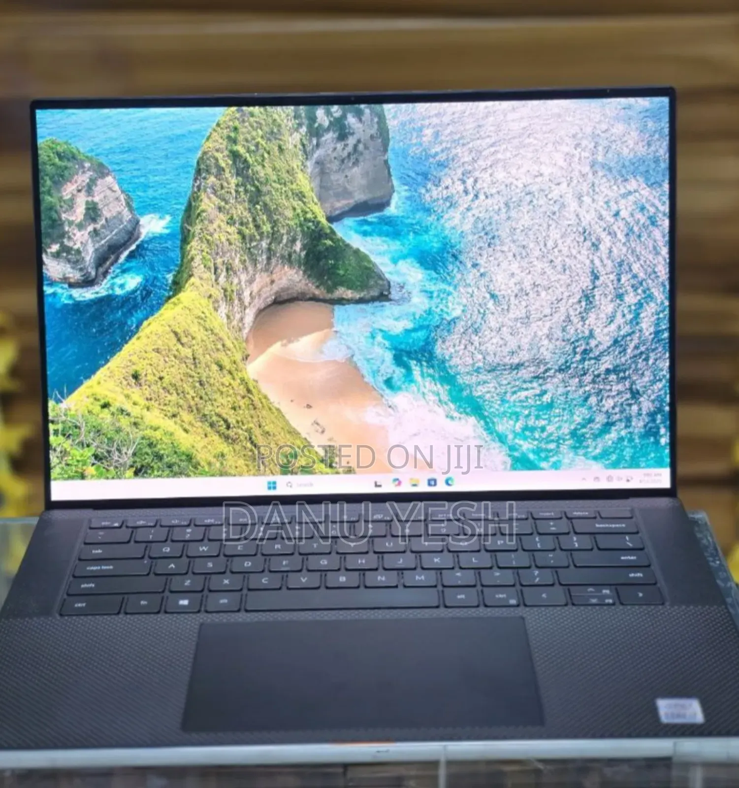 New Laptop Dell XPS 15 16GB Intel Core I7 SSD 512GB