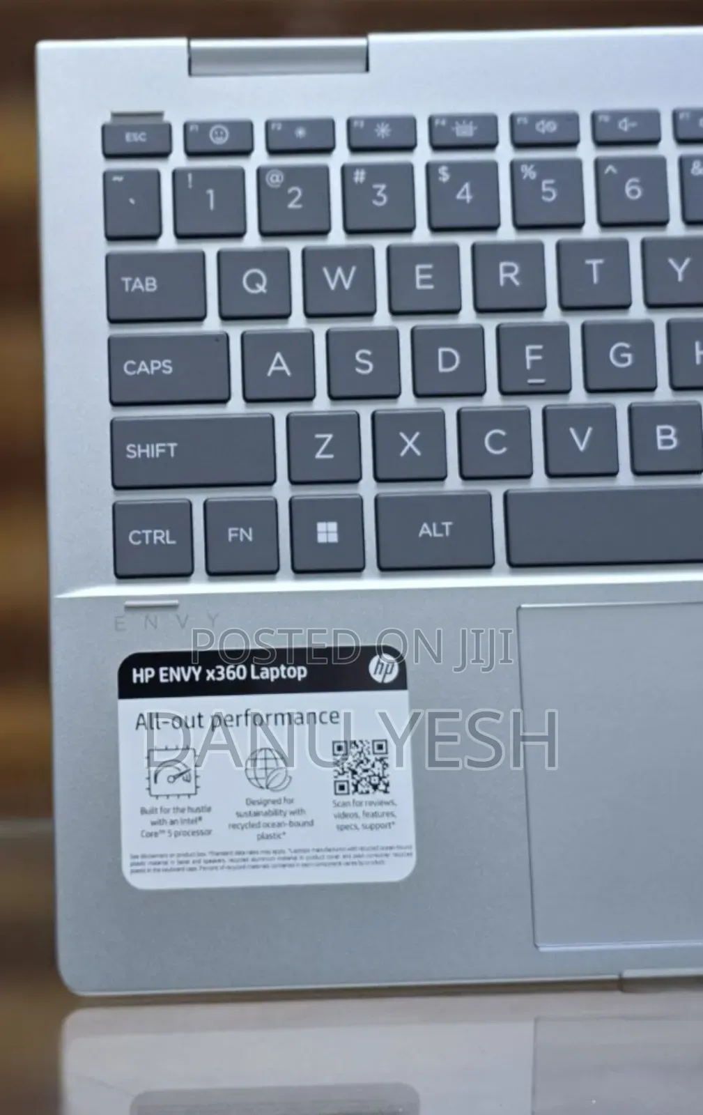 New Laptop HP Envy X360 8GB Intel Core I5 SSD 1T