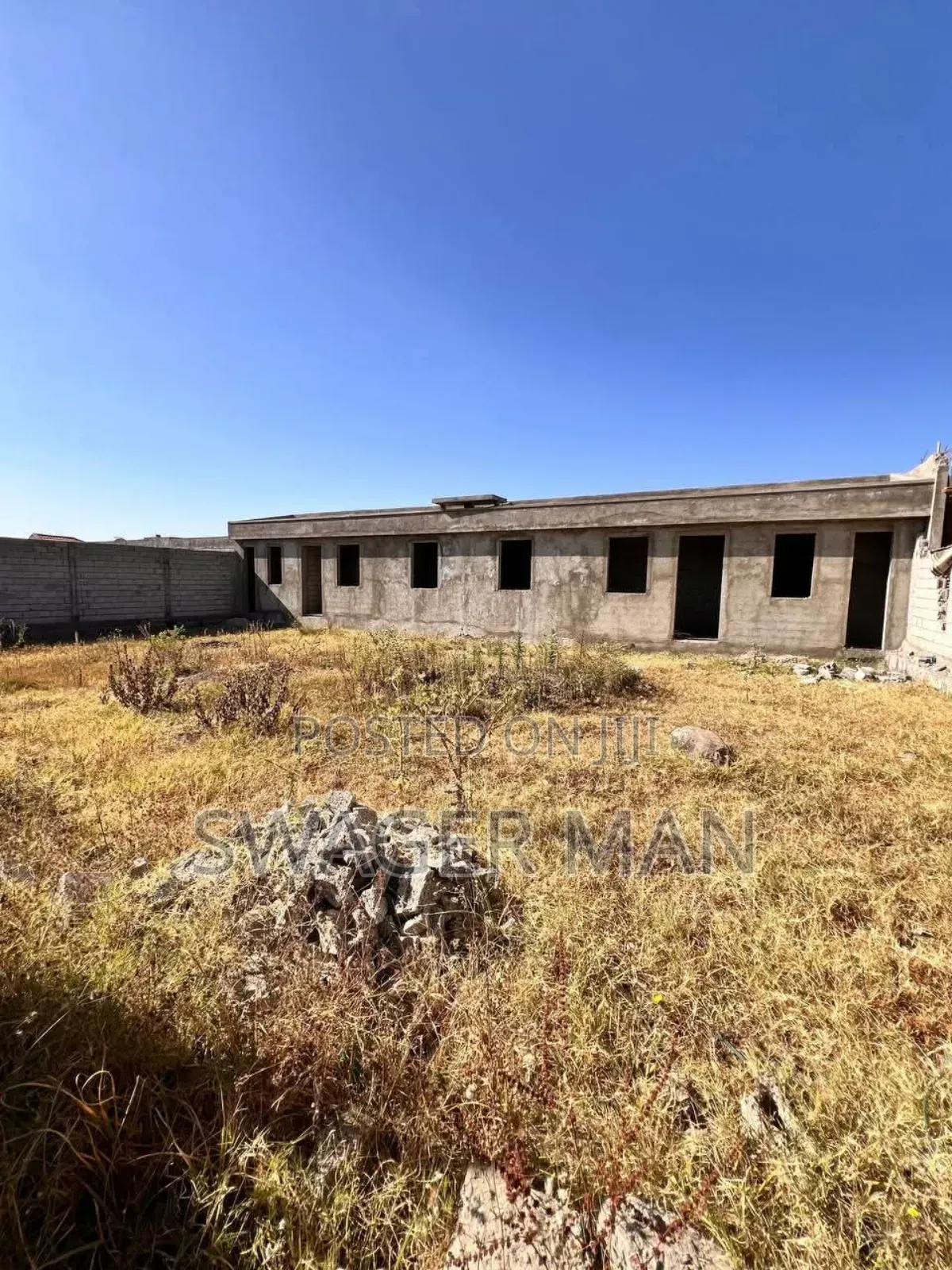 5bdrm Villa In Lege Tafo Abebech, Yeka For Sale