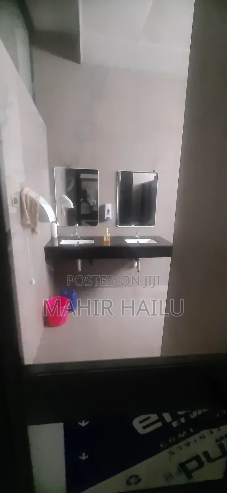 Luxury House Rent for Cafe ,Office