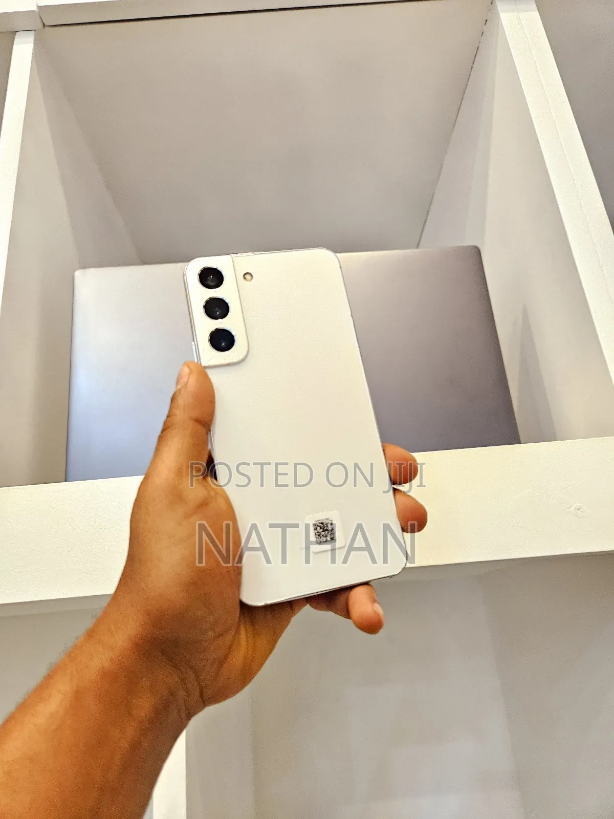 New Samsung Galaxy S22 5G 128 GB White