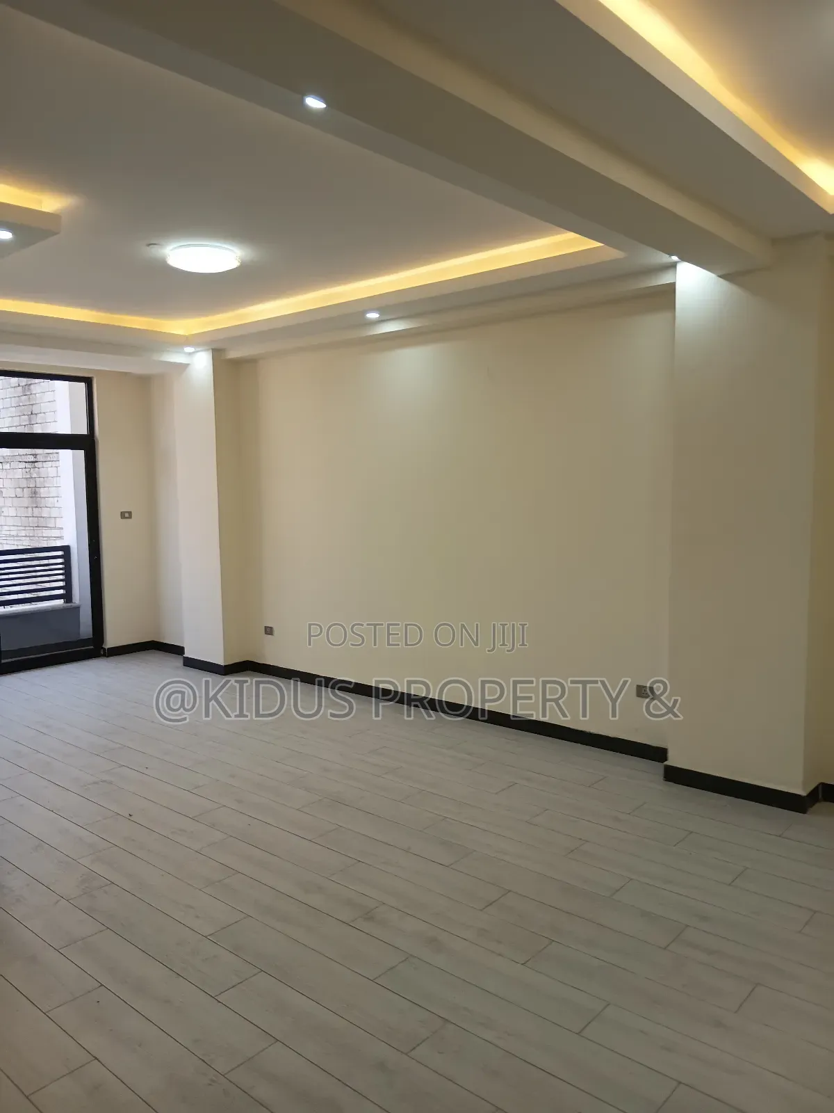 3bdrm Apartment in Mekaele, Nifas Silk-Lafto for rent