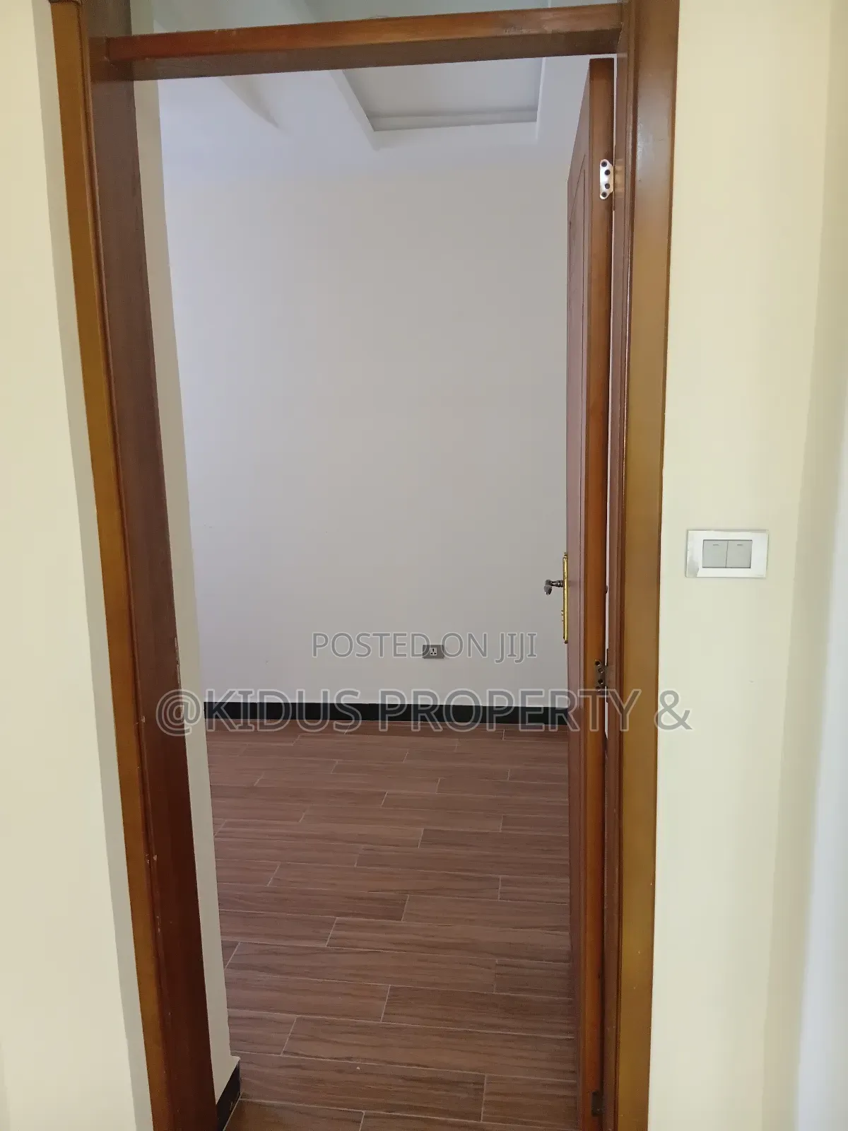 3bdrm Apartment in Mekaele, Nifas Silk-Lafto for rent