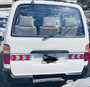 Toyota HiAce 1997 White