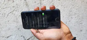 New Apple iPhone SE (2020) 64 GB Black