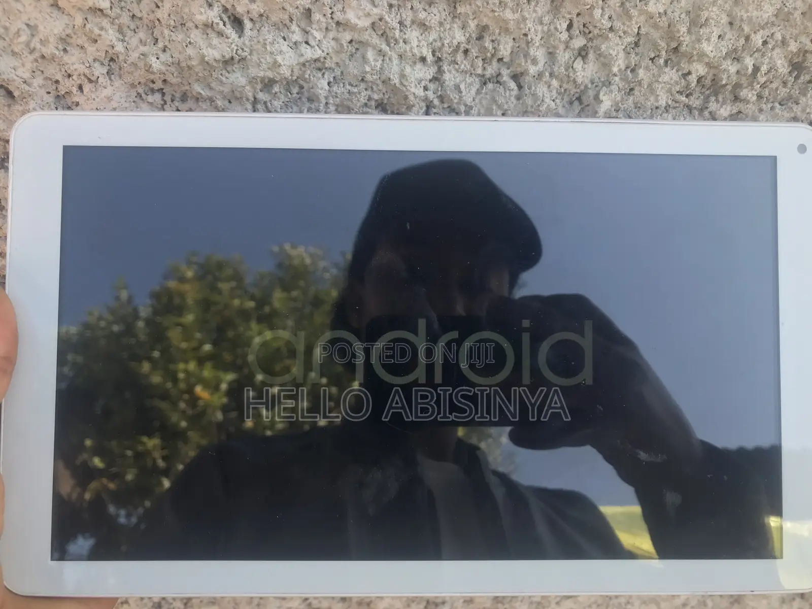 Modio M12 16 GB White