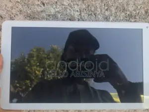 Modio M12 16 GB White