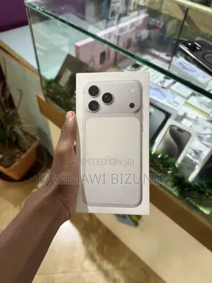 New Apple iPhone 17 Pro Max 256 GB Silver