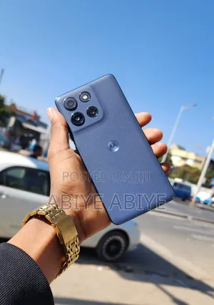 New Motorola Moto G86 5G 256 GB Purple