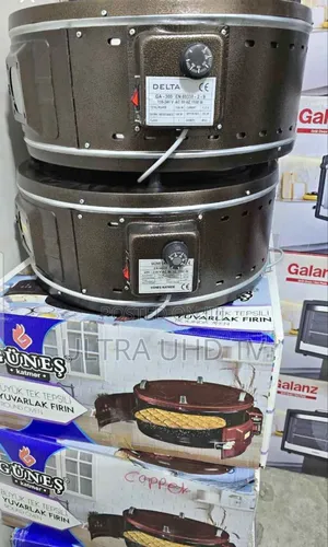 Delta Round Electric Oven. Power: 1900 W