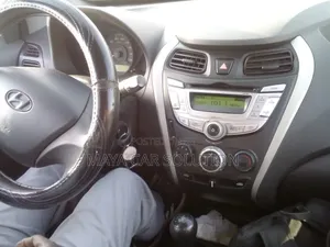 Hyundai Eon 2016 Gray