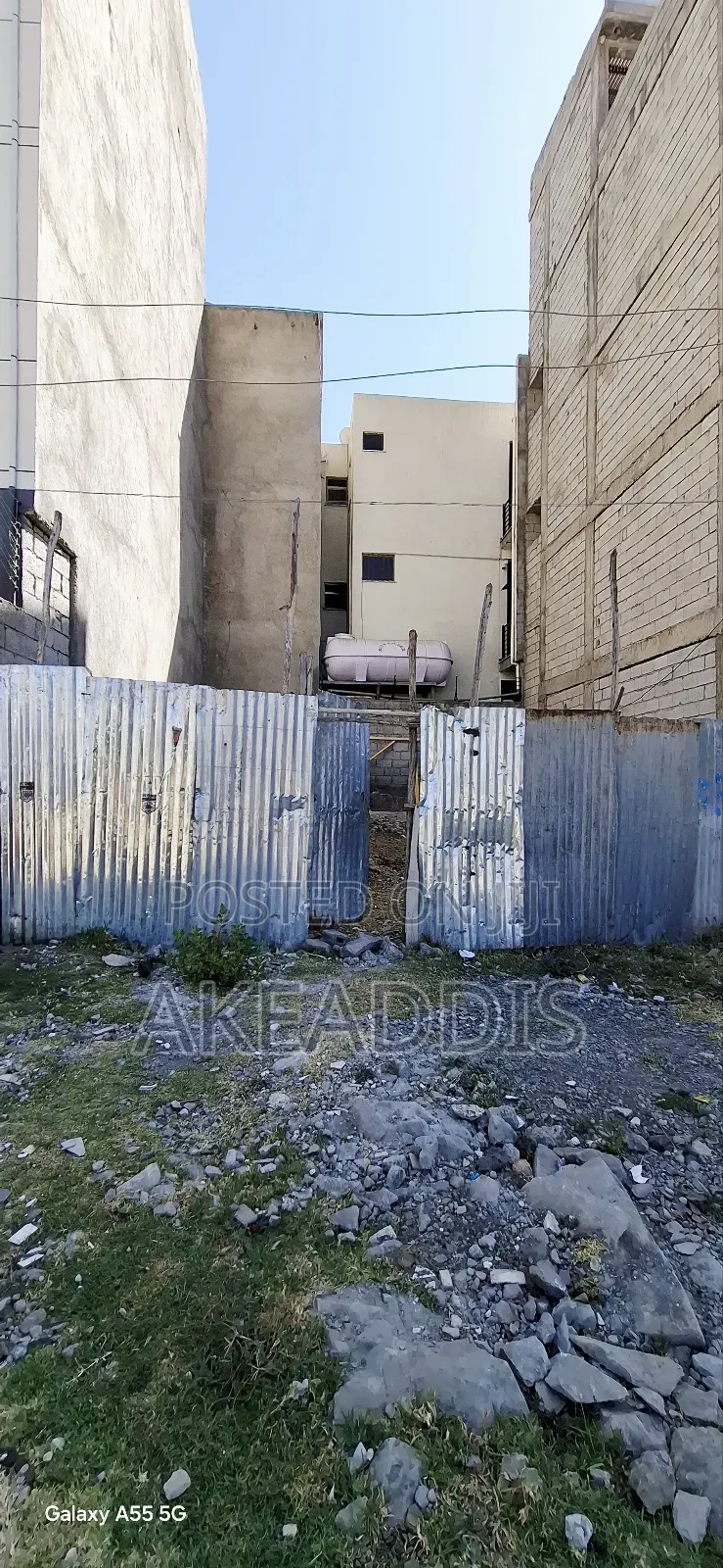 1bdrm House in Bole Ayat for sale