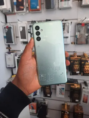 Samsung Galaxy M13 64 GB