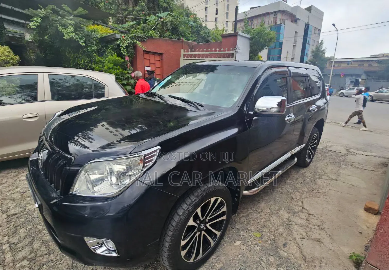 Toyota Land Cruiser Prado 2011 Black