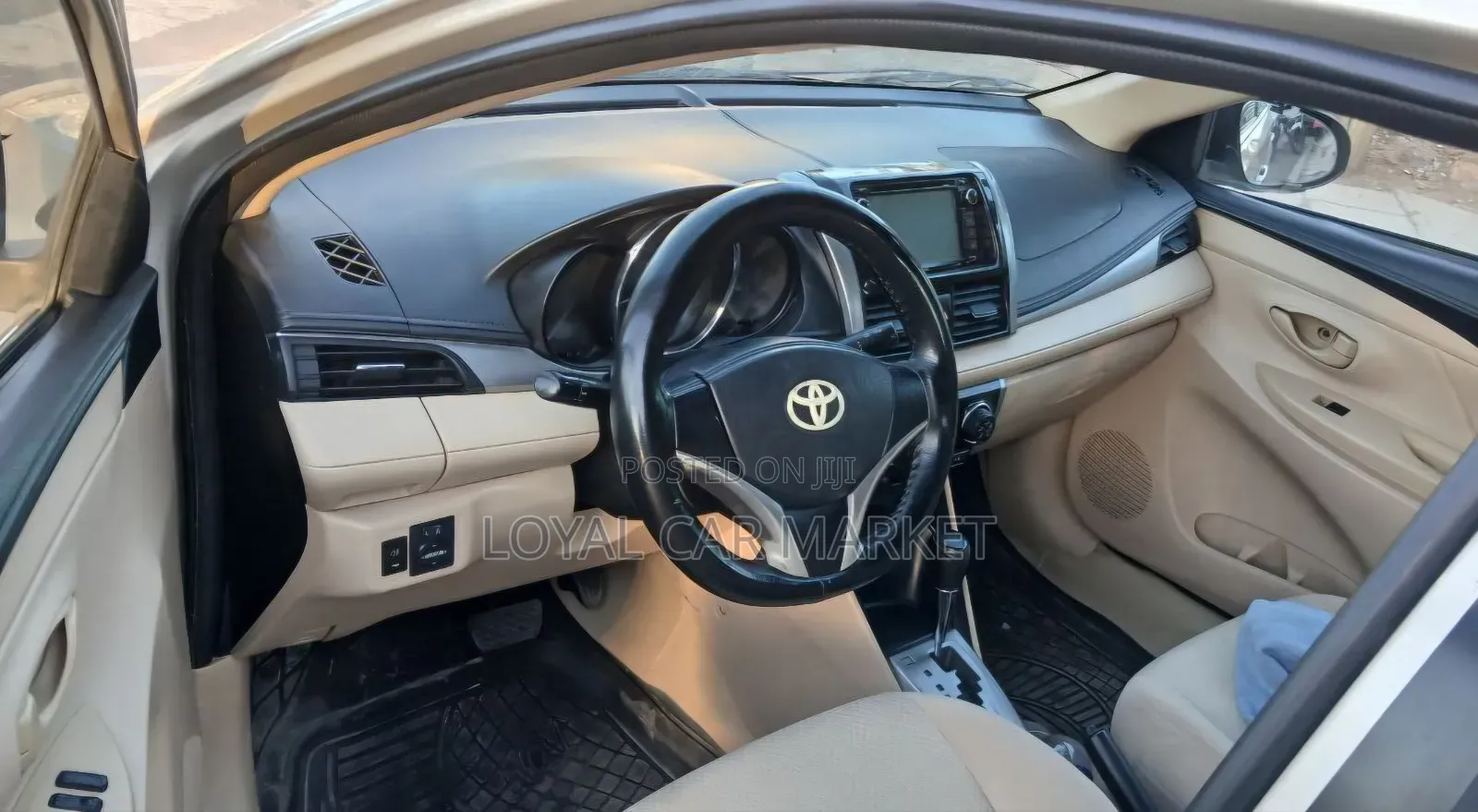 Toyota Yaris 2016 Ivory