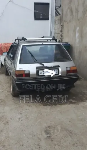 Toyota Corolla 1.3 Hatchback 1988 Silver