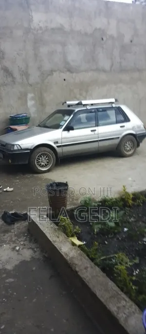 Toyota Corolla 1.3 Hatchback 1988 Silver