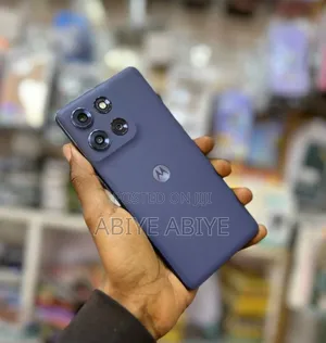 New Motorola Moto G86 5G 256 GB Purple