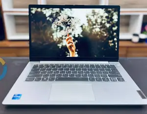 New Laptop Lenovo Ideapad 3-14iil05 12GB Intel Core I7 SSD 512GB