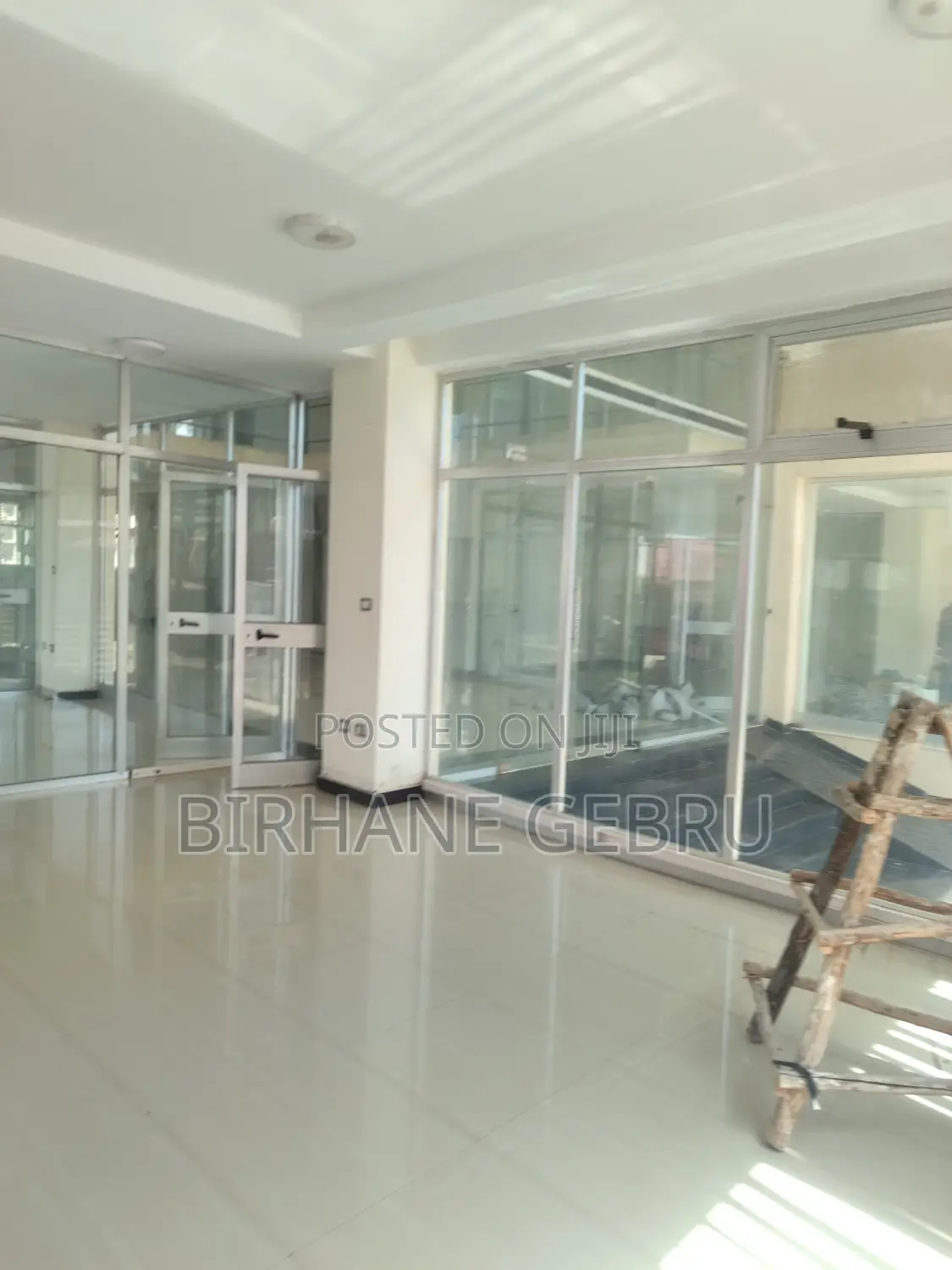 Shop Rent for Butik.Cosmo.Eletronics