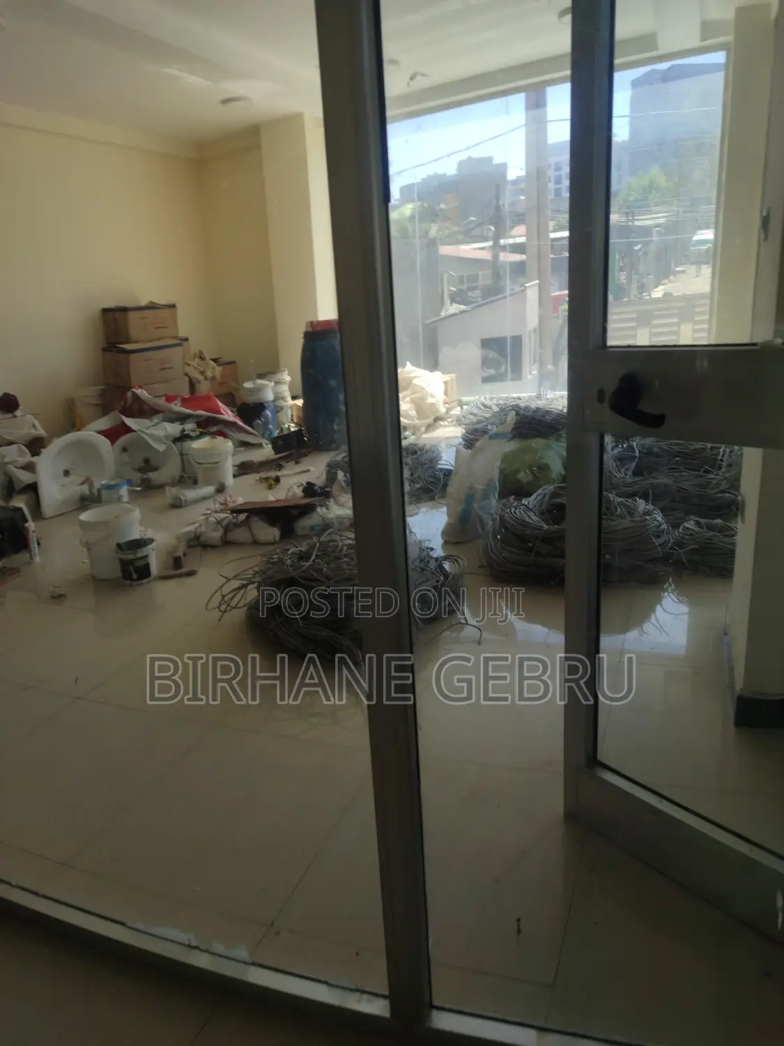 Shop Rent for Butik.Cosmo.Eletronics