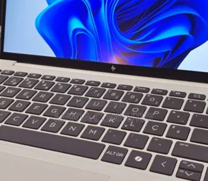 New Laptop HP OmniBook 7 14" 32GB Intel Core I7 SSD 1T