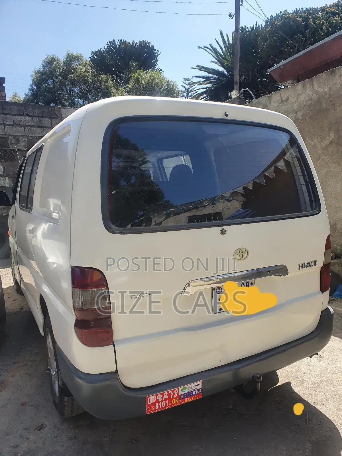 Toyota HiAce 2006 White