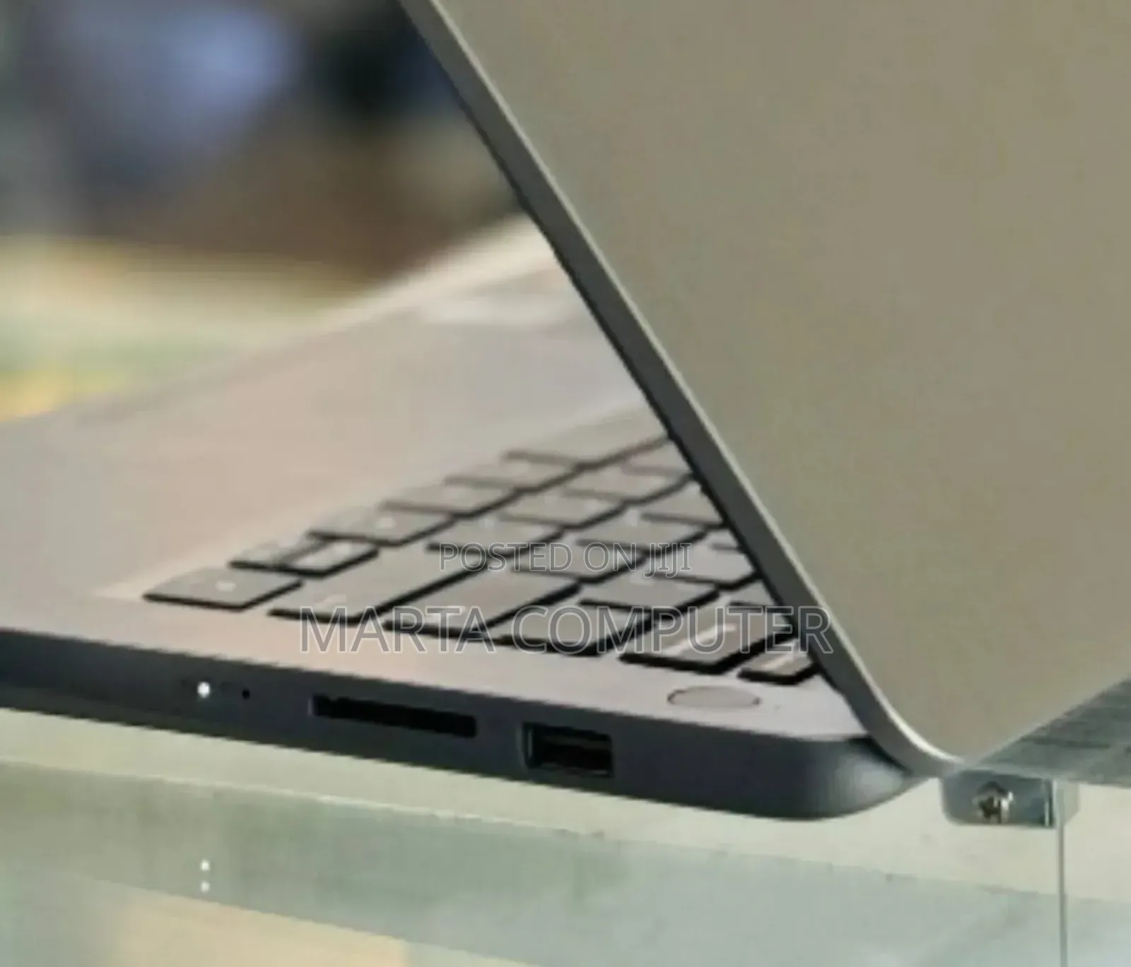 New Laptop Lenovo Ideapad 3 20GB Intel Core i7 SSD 512GB
