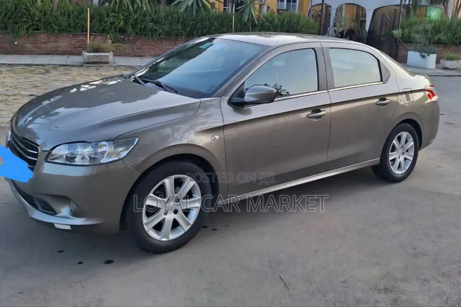 Peugeot 301 2016 Gray