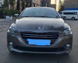 Peugeot 301 2016 Gray