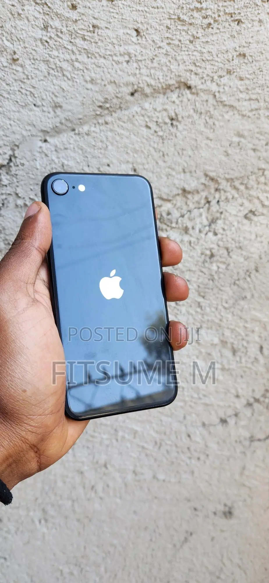 New Apple iPhone SE (2020) 64 GB Black