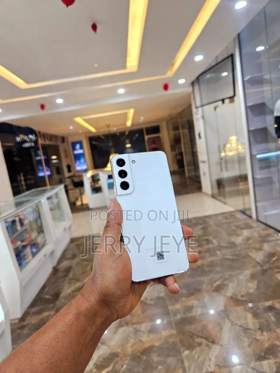 New Samsung Galaxy S22 5G 128 GB White