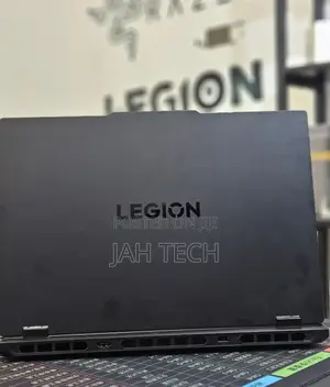 New Laptop Lenovo Legion 5 16GB AMD Ryzen 7 SSD 512GB