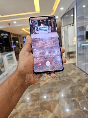 New Samsung Galaxy S10 5G 256 GB Black