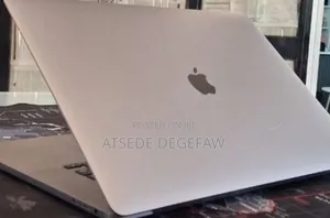 New Laptop Apple MacBook Pro 2019 32GB Intel Core I7 SSD 512GB