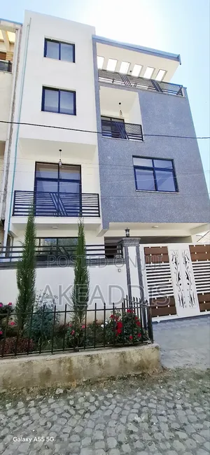 Furnished 6bdrm Townhouse/Terrace in Bole Ayat for sale